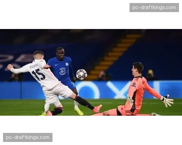 足总杯1-4决赛：切尔西3-2险胜莱斯特城，斯特林传射建功