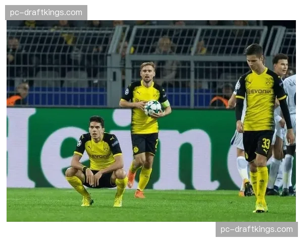 财务公平法案新案例：传某德甲中游球队因转会支出超标面临欧足联问询