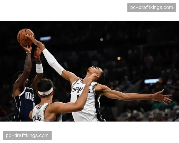 马刺61胜19负稳居西部第二，文班亚马率队崛起